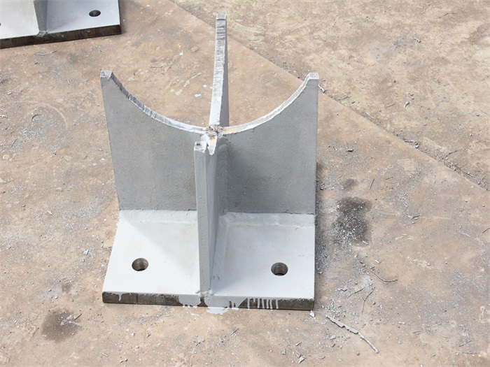 海伦螺栓球支座